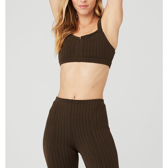 Brand new Alo yoga Anthracite / black bra Medium super cute and flattering - Picture 9 of 9